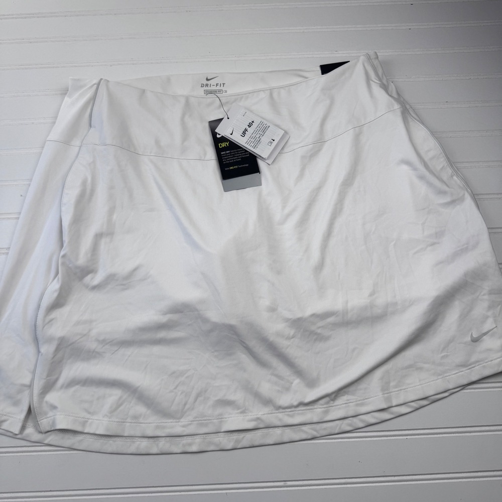 NEW Nike Women's XXL White Skorts Dri Fit UPF 40 Golf Tennis